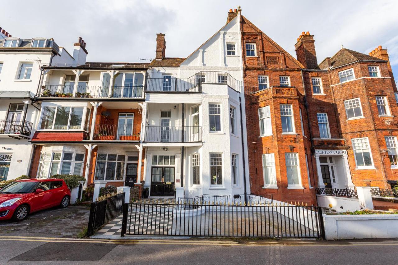 The Regency By Sorted Stay Southend-on-Sea Esterno foto